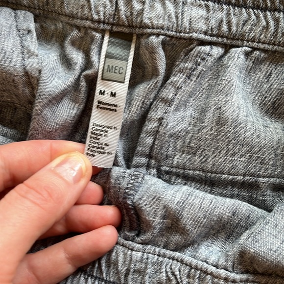 MEC Women’s Hemp Capri Pants - Picture 5 of 10